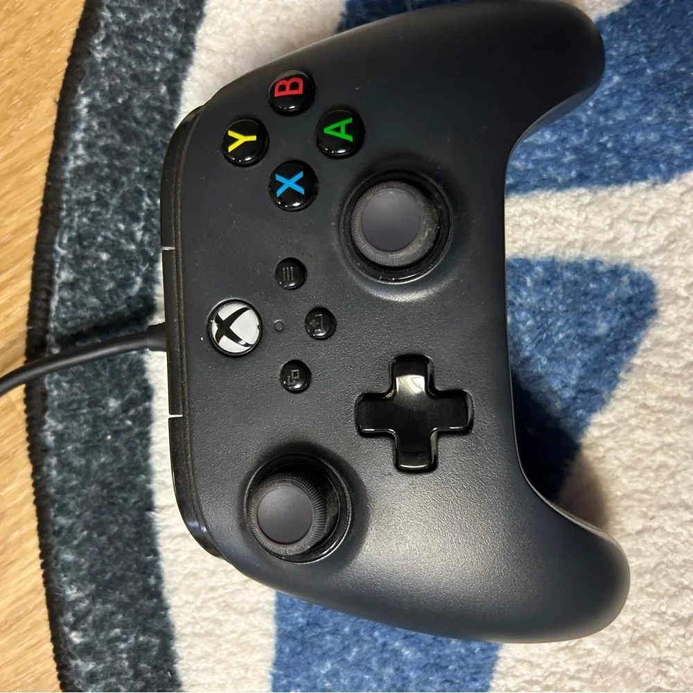 Xbox One S & Controller